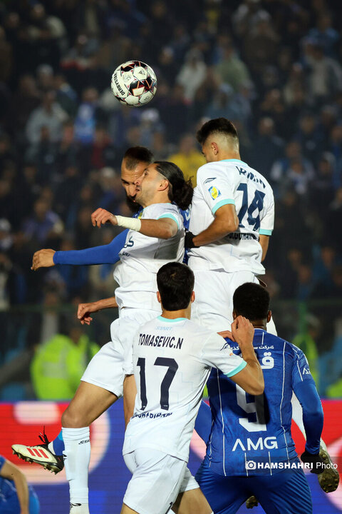 تصاویر بازی استقلال ۰-۱ گل‌گهر