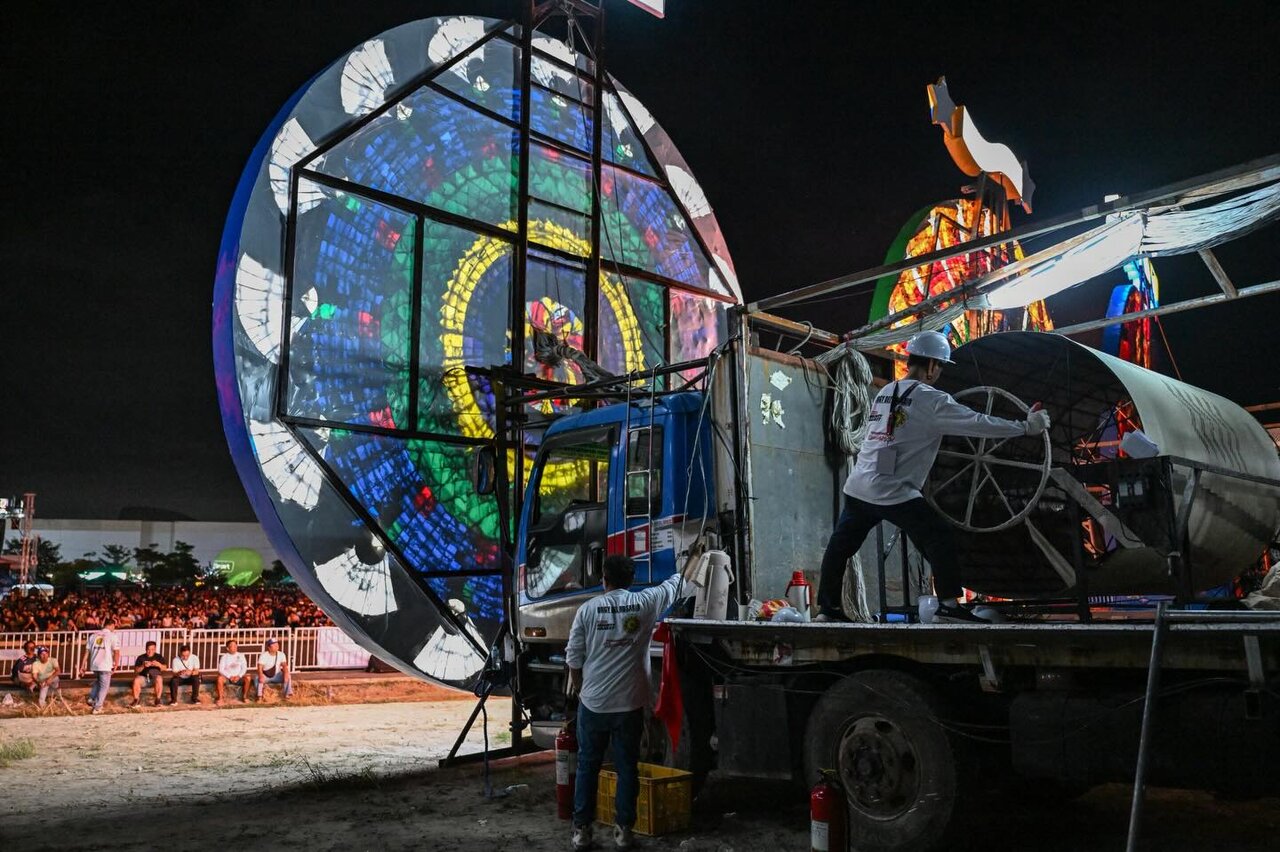 جشن فانوسها در کریسمس فیلیپین