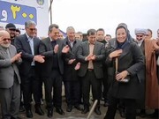 کلنگ‌ زنی یک خبرنگار در یک افتتاحیه + فیلم