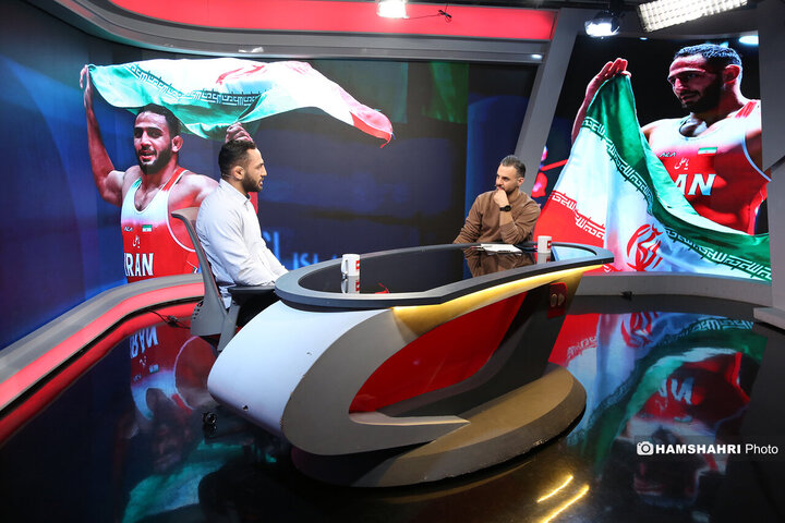 گفتگو با امیر علی آذر پیرا