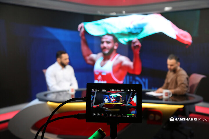 گفتگو با امیر علی آذر پیرا