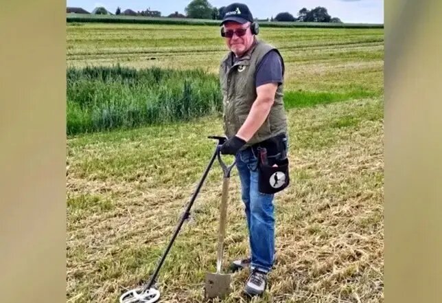 مهمترین اکتشافات سال ۲۰۲۵ در انگلستان؛ از تاس پیشگویی تا راز قتل ۲۰۰۰ ساله!