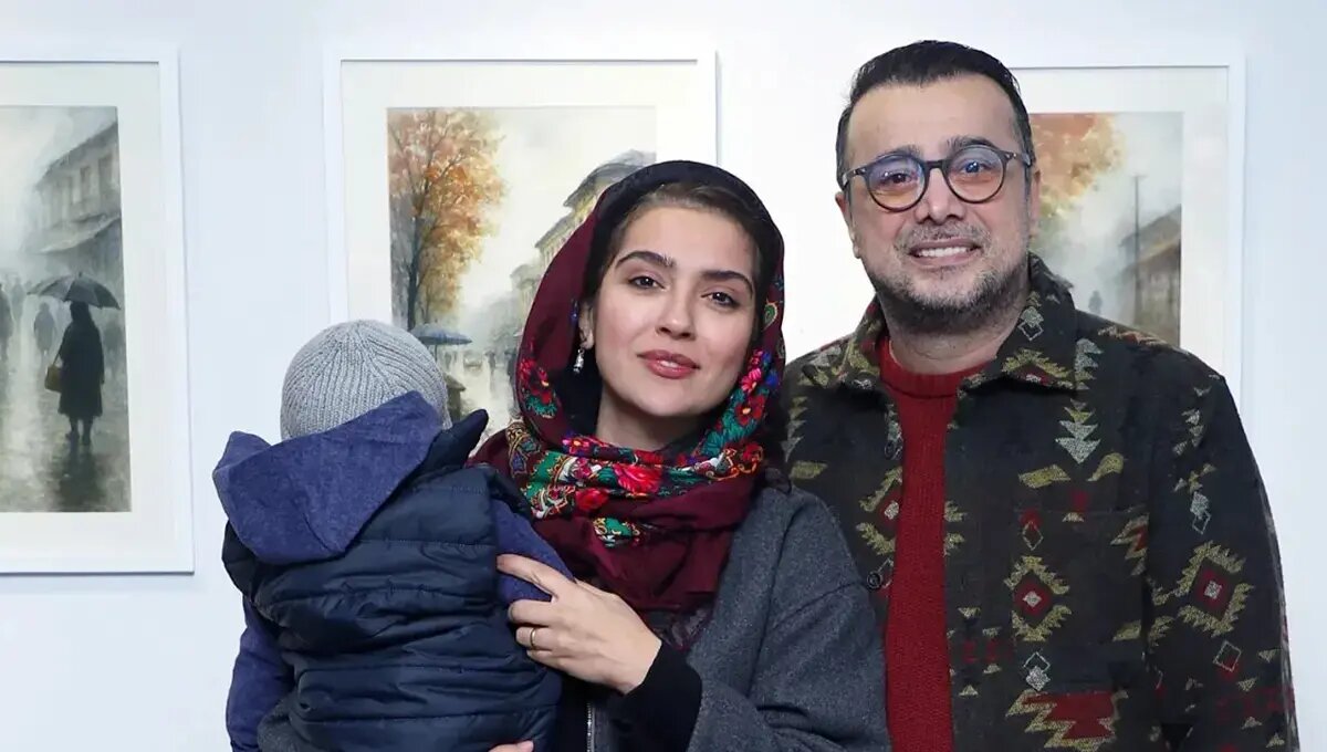 حضور خانوادگی سپند امیرسلیمانی در نمایشگاه همسر امیرعلی نبویان | تصاویر