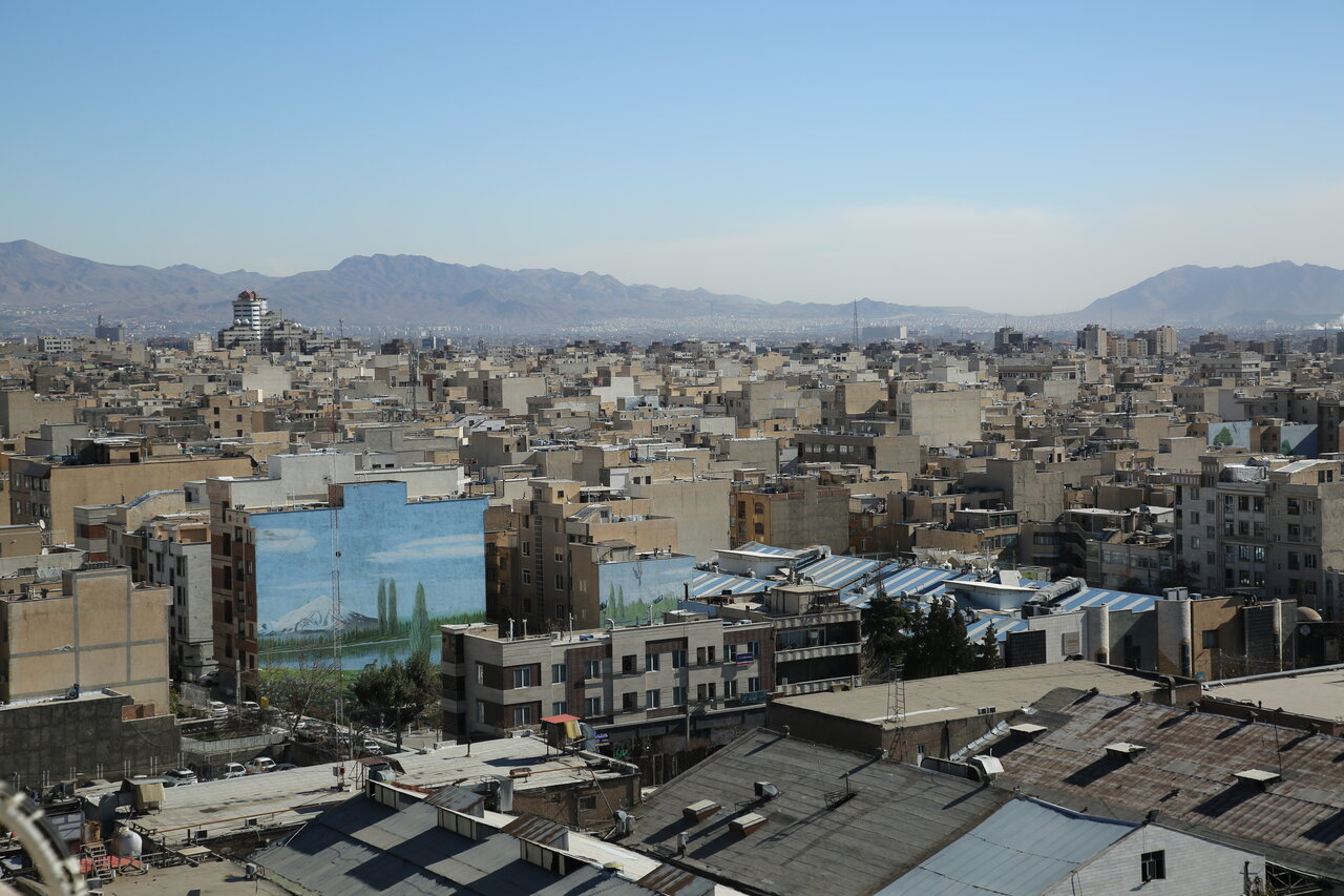 تصاویری از حالوهوای متفاوت پایتخت با آسمان آبی