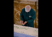 پخت کیک تولد چند ده متری به مناسبت یک روز خاص در مشهد | ویدئو