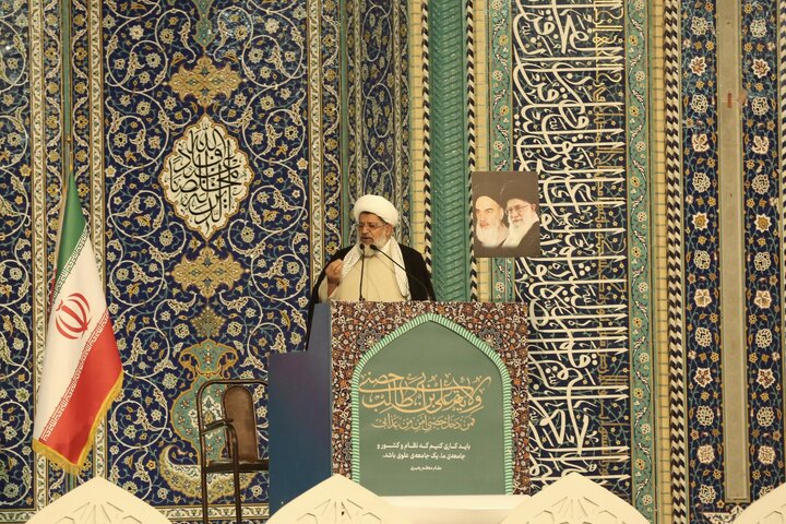 نماز جمعه ۲۲