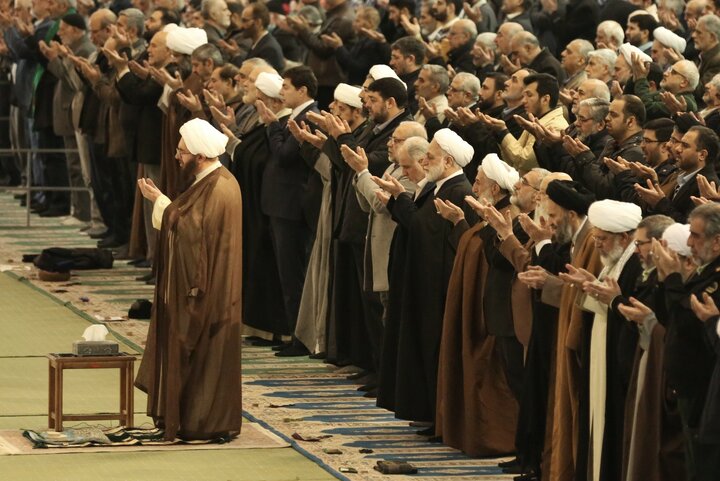 نماز جمعه ۲۲