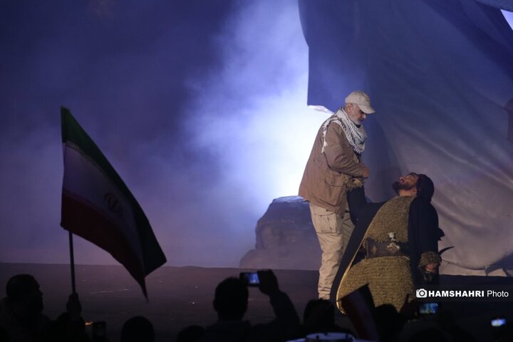 رونمایی از نماد فاتح خیبر در قلب تهران