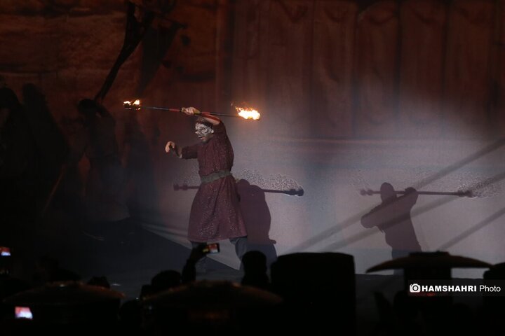 رونمایی از نماد فاتح خیبر در قلب تهران