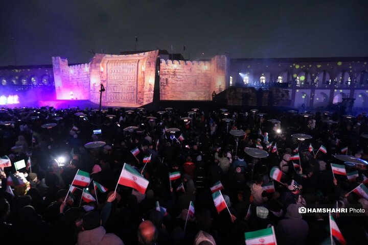 رونمایی از نماد فاتح خیبر در قلب تهران