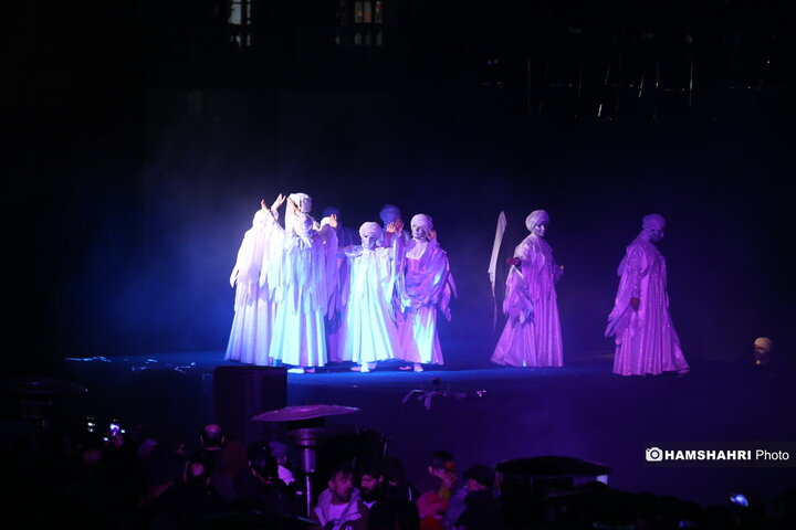 رونمایی از نماد فاتح خیبر در قلب تهران