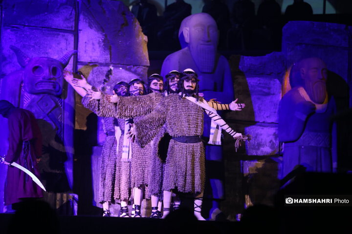 رونمایی از نماد فاتح خیبر در قلب تهران