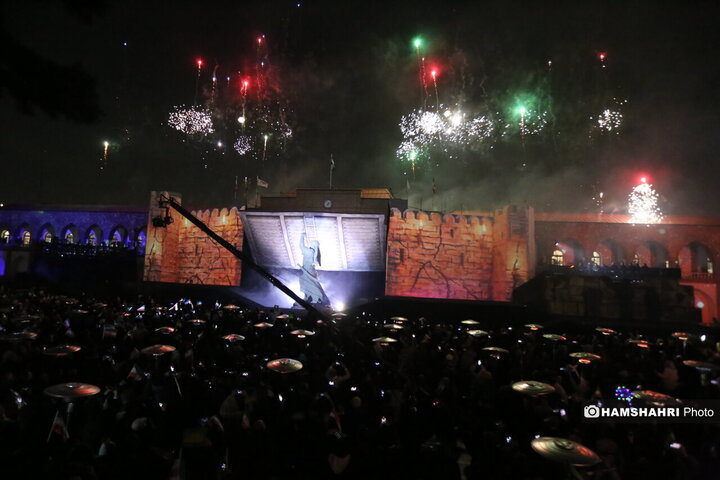 رونمایی از نماد فاتح خیبر در قلب تهران