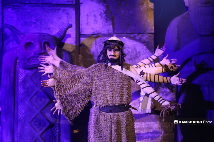 رونمایی از نماد فاتح خیبر در قلب تهران