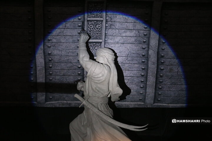 رونمایی از نماد فاتح خیبر در قلب تهران