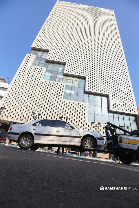 فعالیت روزمره بازار در محدوده خیابان جمهوری