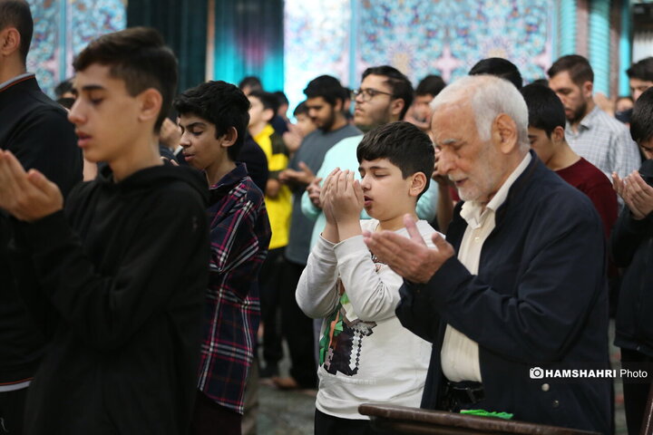 مراسم معنوی اعتکاف در حسینیه ارشاد تهران