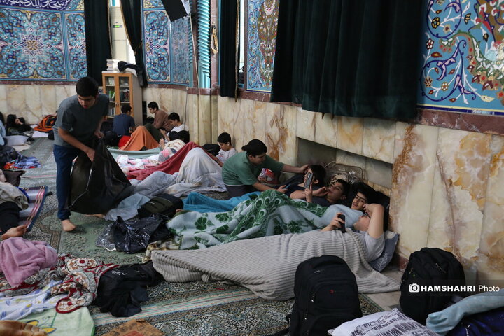 مراسم معنوی اعتکاف در حسینیه ارشاد تهران