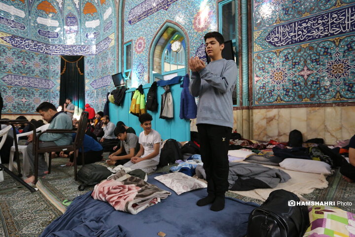 مراسم معنوی اعتکاف در حسینیه ارشاد تهران