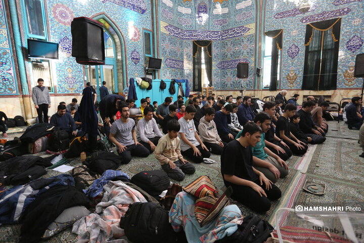 مراسم معنوی اعتکاف در حسینیه ارشاد تهران