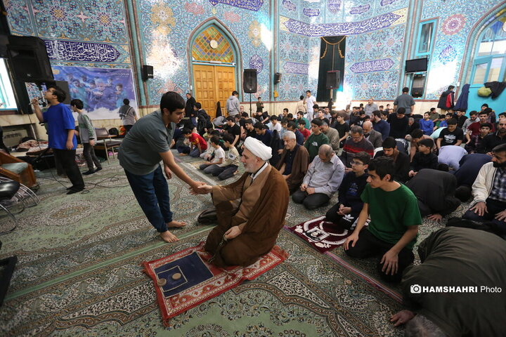 مراسم معنوی اعتکاف در حسینیه ارشاد تهران