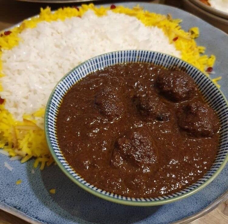 خورشت فسنجان خوشمزه و مجلسی با گوشت قلقلی