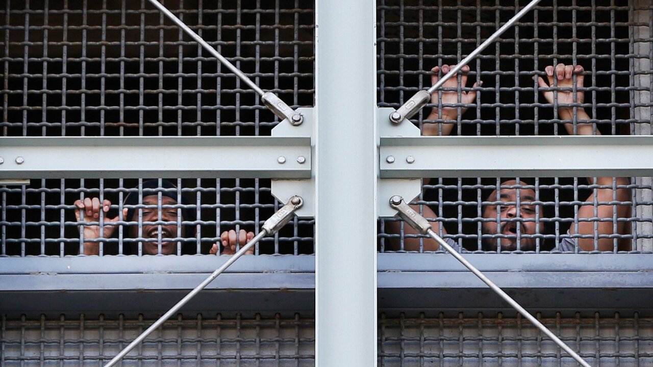 مادورو و همسرش در این زندان پرحاشیه نگهداری خواهند شد؛ ببینید