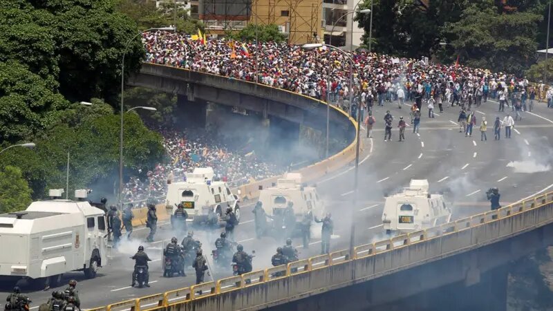 همه چیز درباره مادورو؛ زندگی عجیب راننده کامیونی که رئیس جمهور شد | تصاویر