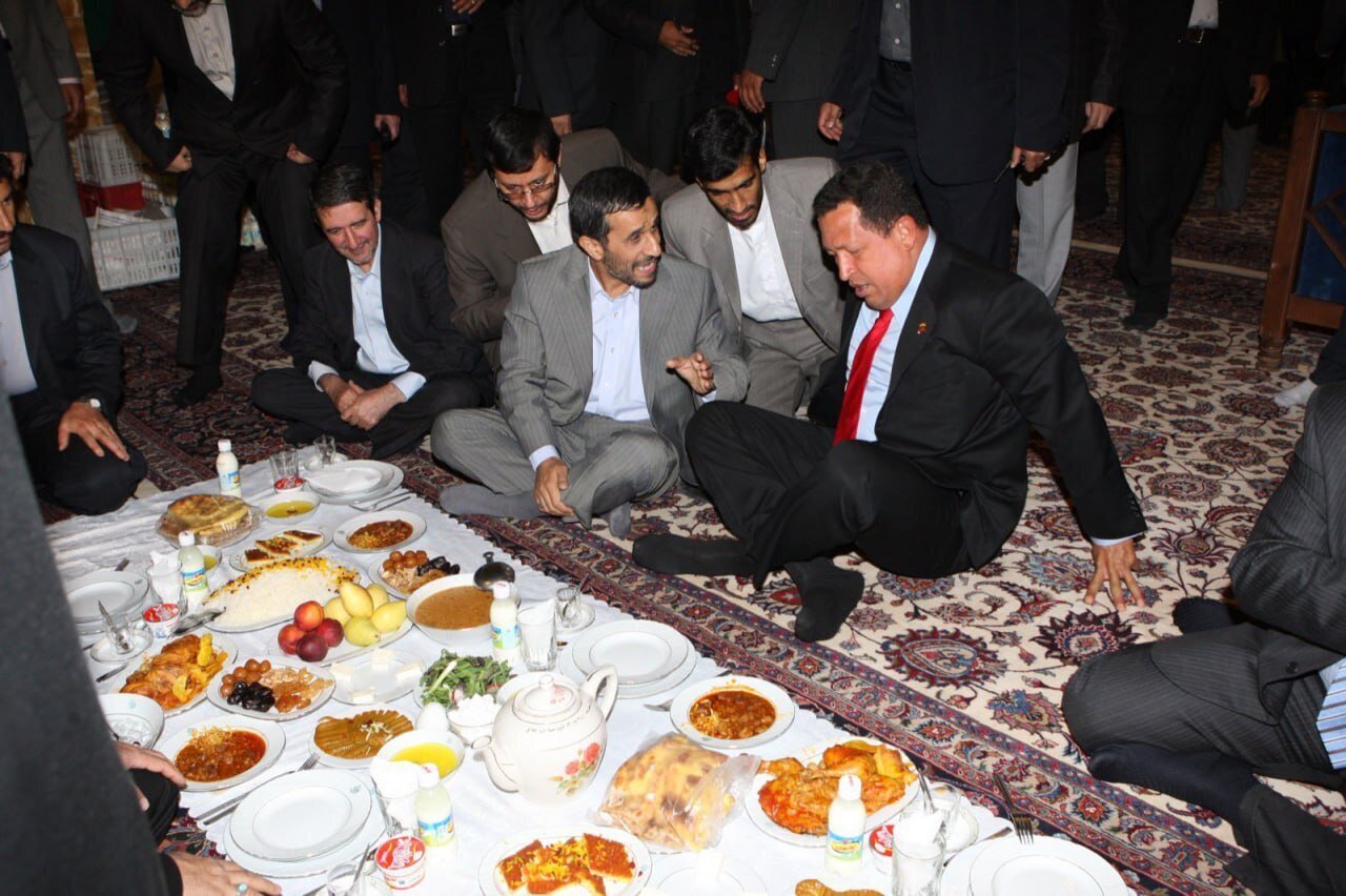 همه چیز درباره مادورو؛ زندگی عجیب راننده کامیونی که رئیس جمهور شد | تصاویر