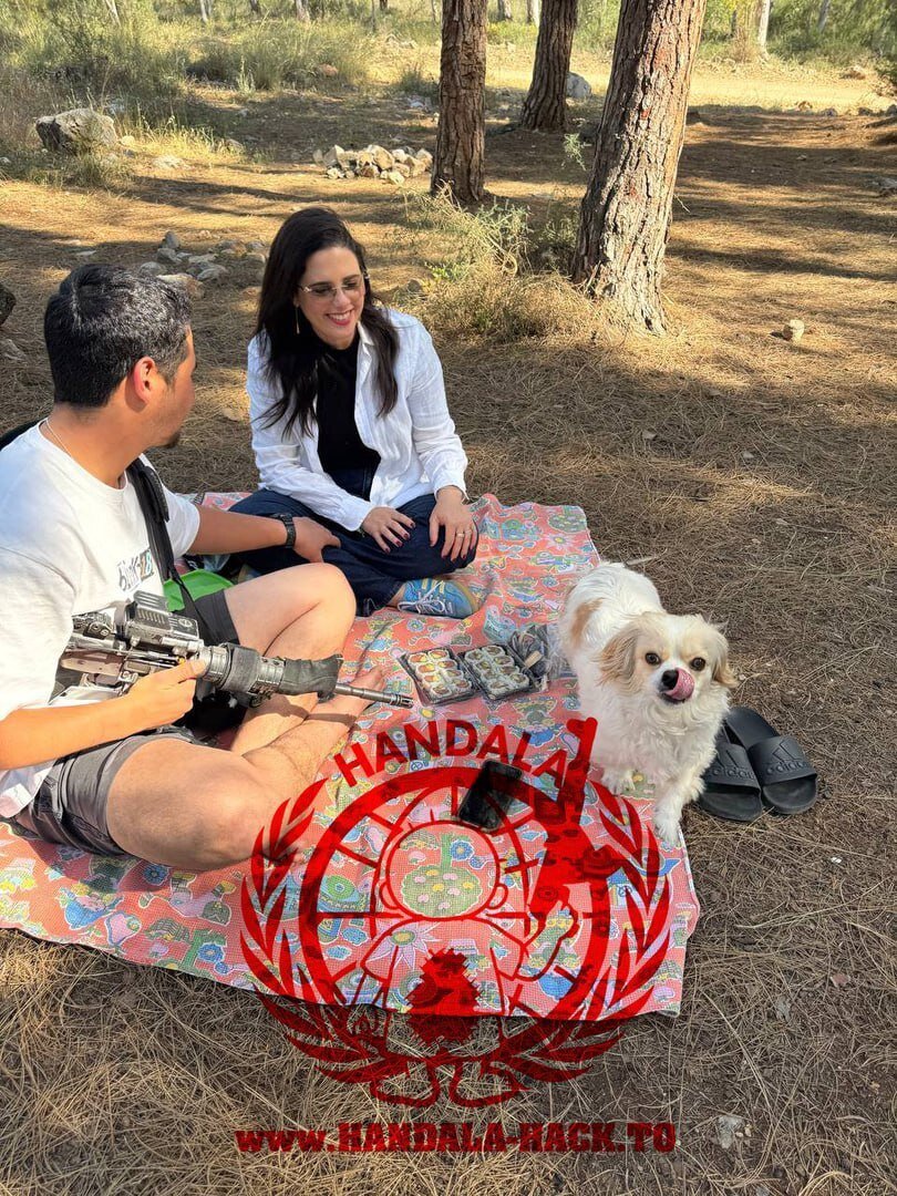 محتویات موبایل هک شده خانم وزیر سابق اسرائیل+ تصاویر| اسناد ۱۵۰ صفحه‌ای مخاطبان آیلت شاکد لباس نظامی در دوران خدمت سربازی |