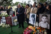تصاویری تازه از خاکسپاری بهرام بیضایی در سانفرانسیسکو