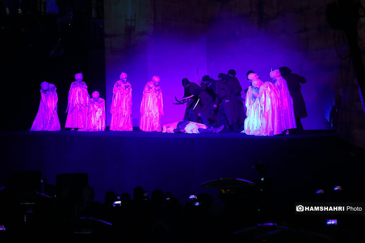 رونمایی از نماد فاتح خیبر در قلب تهران۲