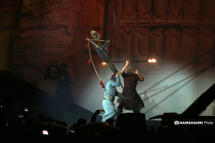 رونمایی از نماد فاتح خیبر در قلب تهران-۳