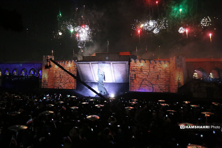 رونمایی از نماد فاتح خیبر در قلب تهران-۳