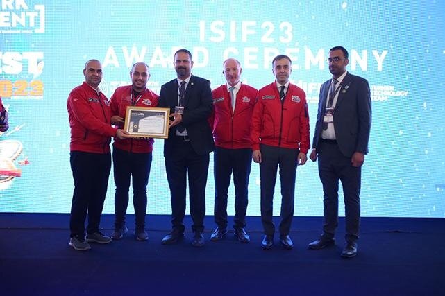 پیوند فناوری‌های نوین با صلح، توسعه و دیپلماسی علمی