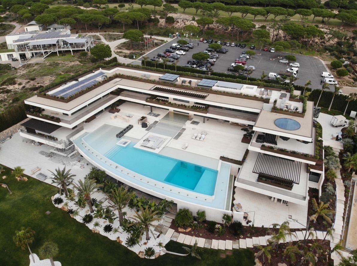 برنامه فوق لاکچری رونالدو برای دوران بازنشستگی | تصاویر