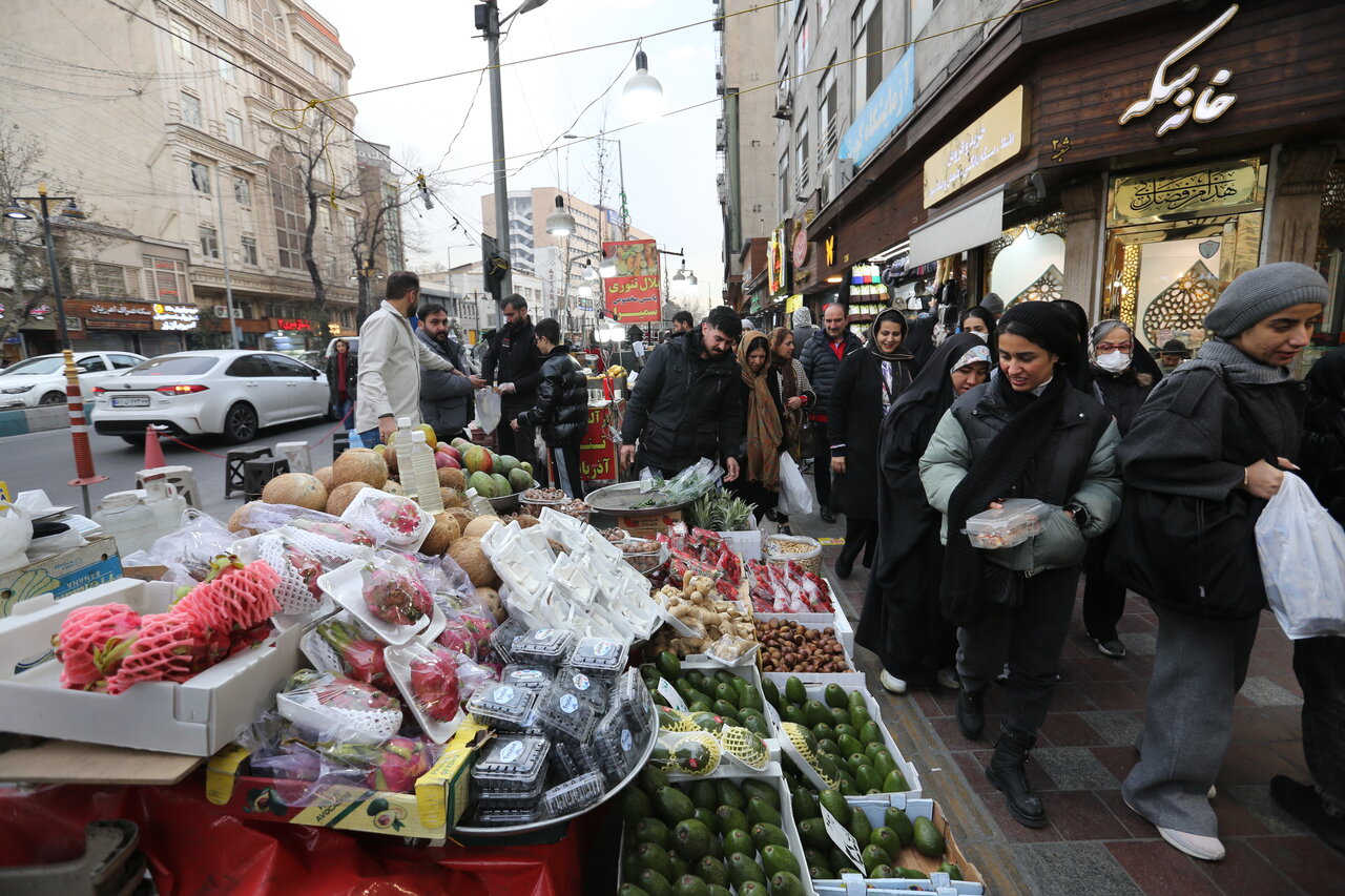 بازارها سرگرم کسبوکارند
