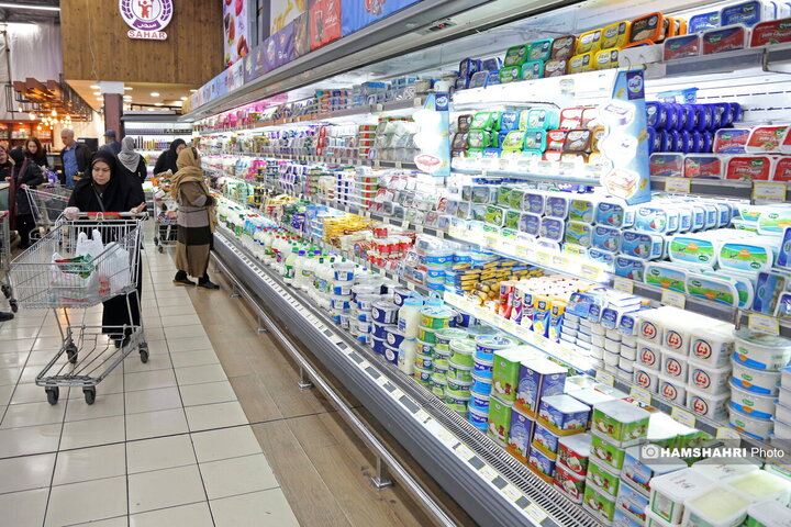 خرید مردم از فروشگاه شهروند