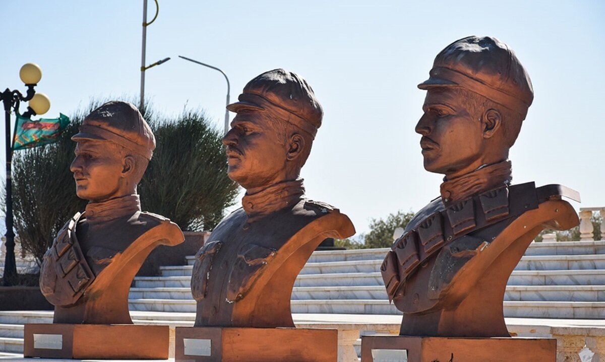 بدرقه باشکوه قهرمانان ایران