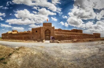 قلعه سریزد؛ تجربه‌ای فراموش‌نشدنی از صندوق امانت تاریخ و آرامش کویر