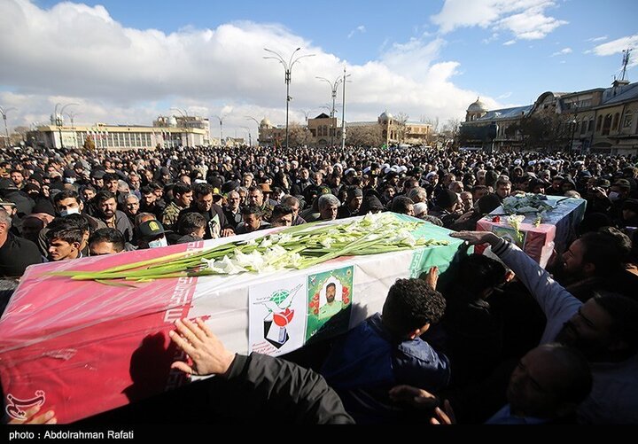 تشییع پیکر دو شهید مدافع امنیت در همدان