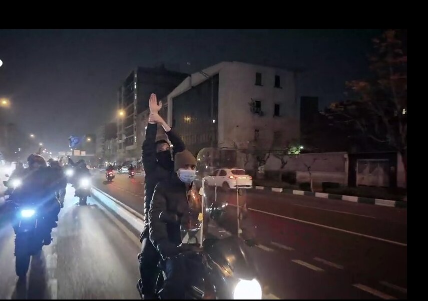 کری خوانی جوانان تهرانی برای ترامپ | ویدئو