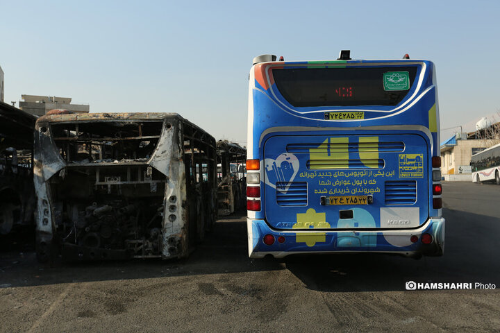 آسیب و تخریب به اتوبوس های عمومی در جریان اغتشاشات در تهران