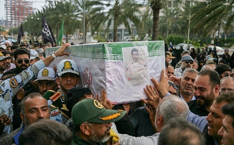 خداحافظی باشکوه با مدافعان شهر