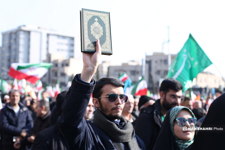 تجمع عظیم ملت یکپارچه ایران علیه آشوبگران