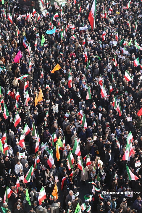 تجمع عظیم ملت یکپارچه ایران علیه آشوبگران