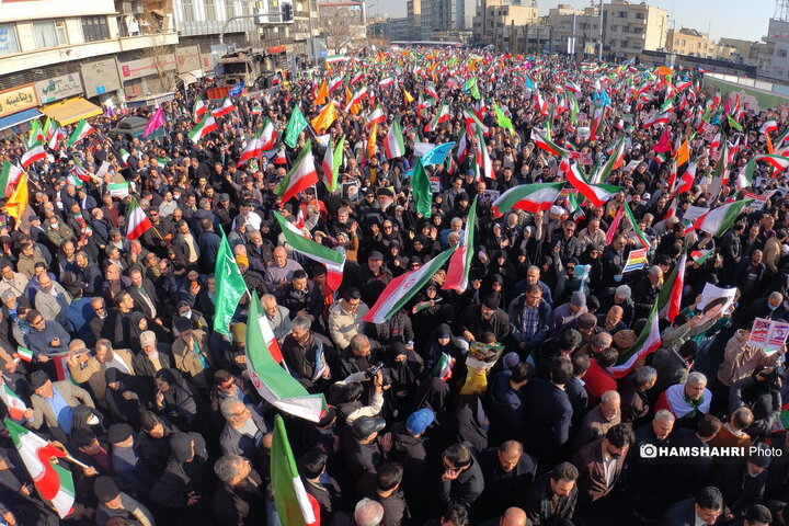 تجمع عظیم ملت یکپارچه ایران علیه آشوبگران