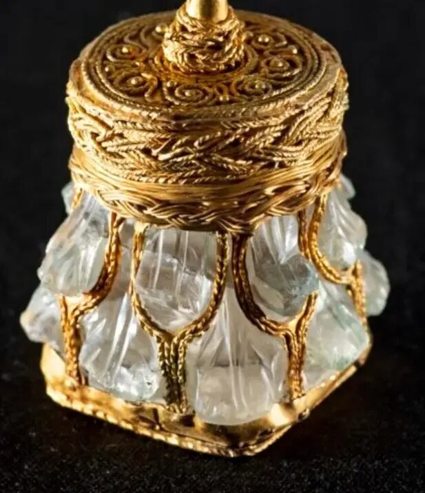 زیبایی شگفتانگیز «کریستال طلاکوب» پس از ۱۱۰۰ سال | عکس