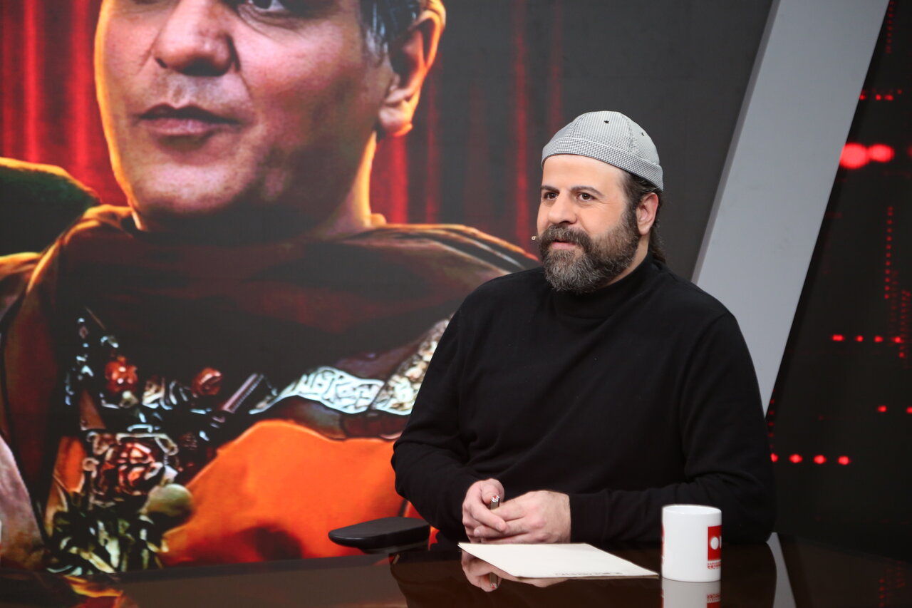 کارنامه مهران مدیری، از ساعت خوش تا شیش ماهه