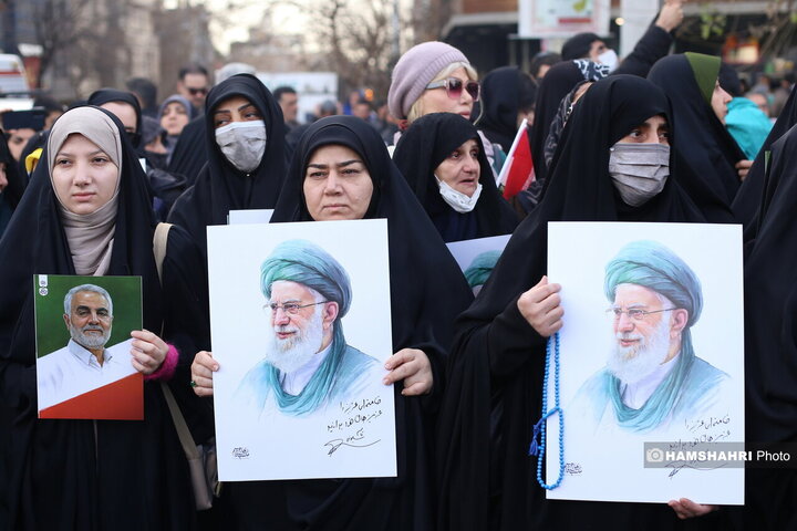 تشییع پیکر شهدای مقاومت ملی در تهران